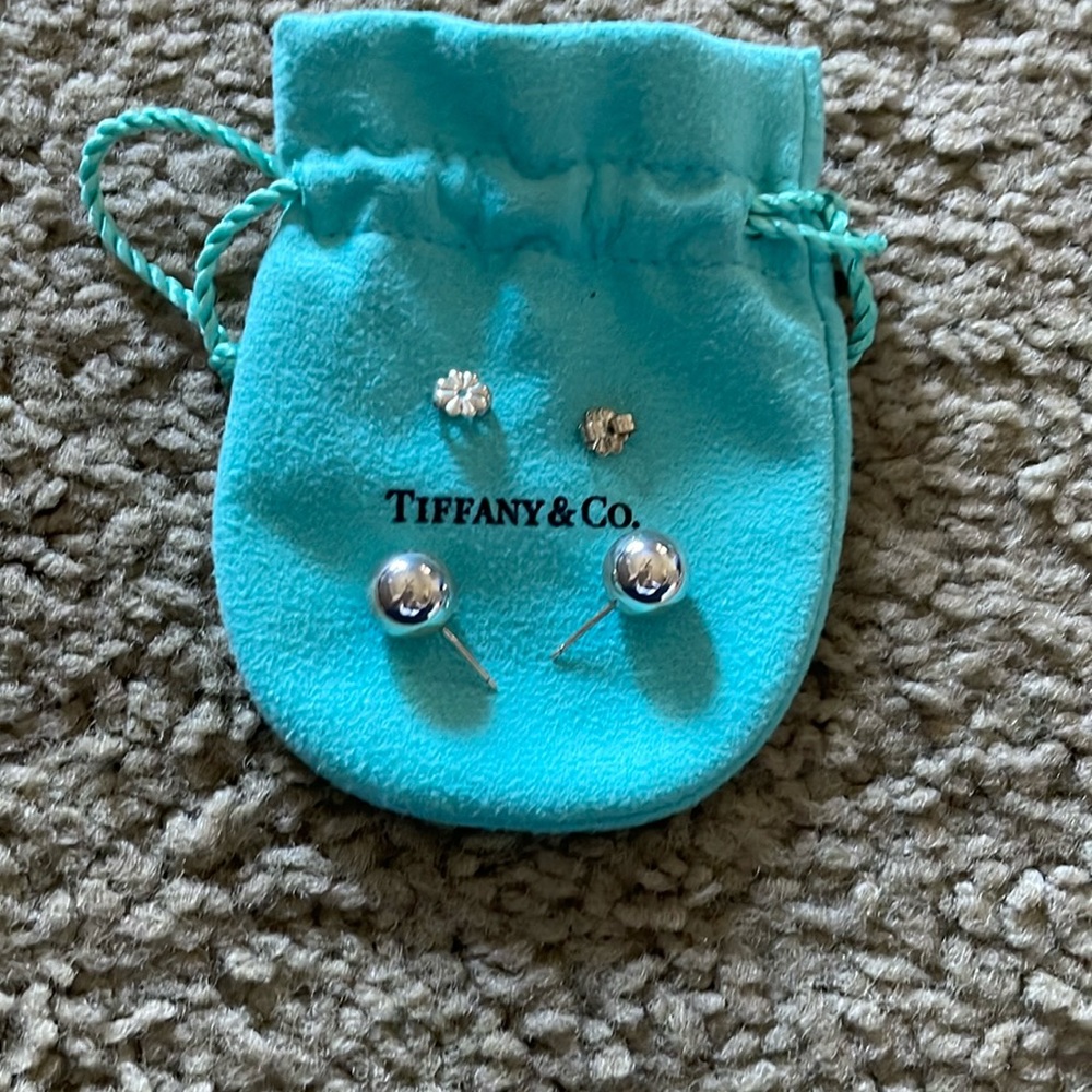 Tiffany ball earrings with pouch